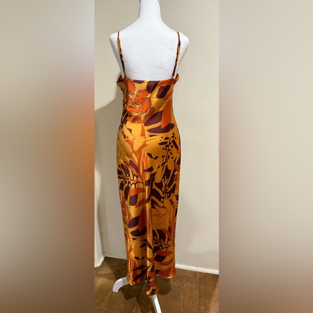 House of Harlow 1960 Vibrant Orange and Brown Midi Dress - Picture 2 of 3